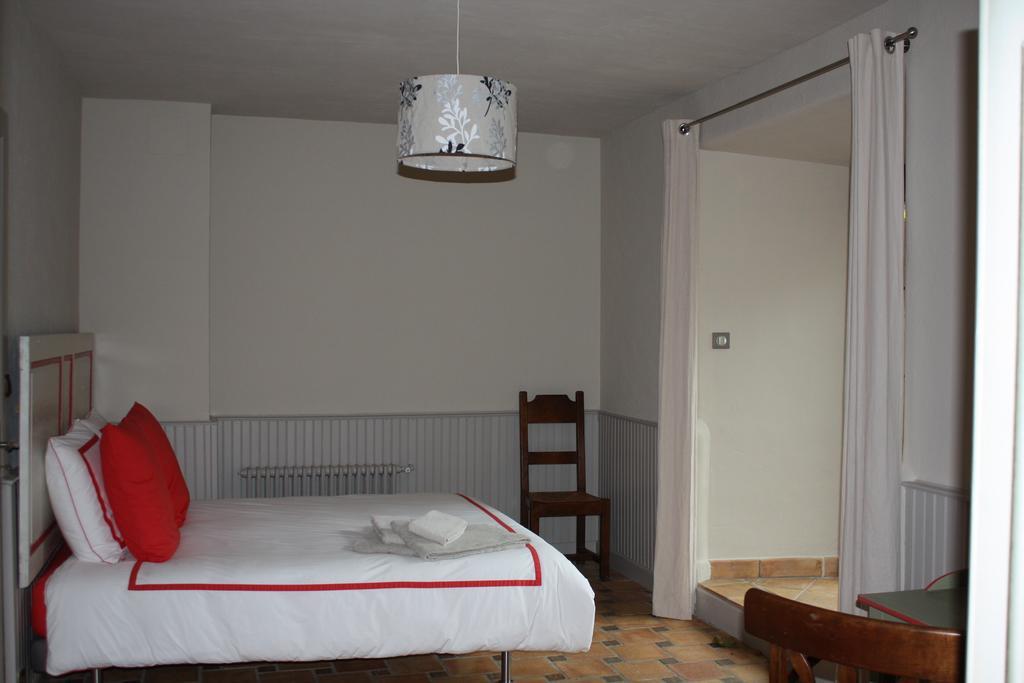 Bed In Bellongue Aucazein Szoba fotó